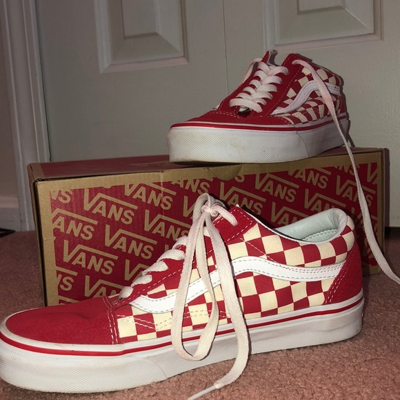 red white checkered vans
